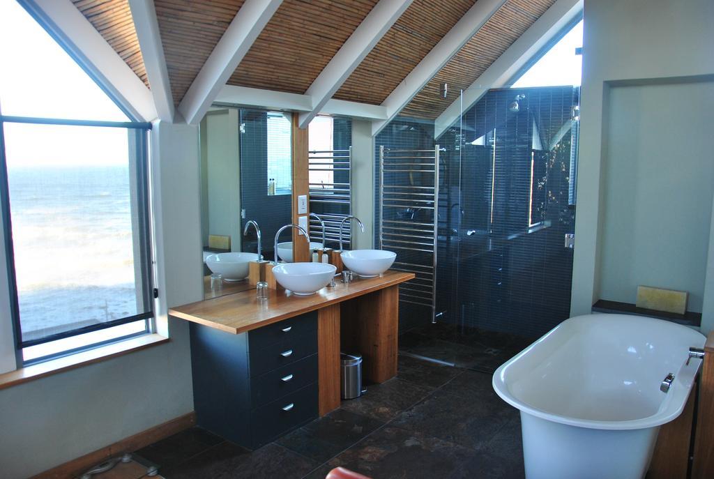 Seaview Apartment In Muizenberg Zewnętrze zdjęcie